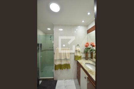 Apartamento à venda com 184m², 4 quartos e 2 vagasBanheiro da Suíte 2