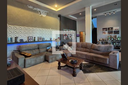 Sala de casa de condomínio à venda com 5 quartos, 570m² em Vargem Pequena, Rio de Janeiro