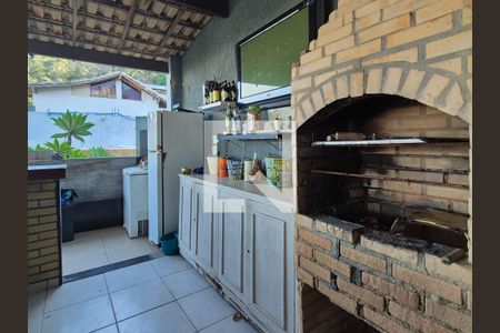 Casa de condomínio à venda com 570m², 5 quartos e 3 vagasÁrea gourmet