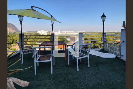 Casa de condomínio à venda com 570m², 5 quartos e 3 vagasÁrea externa