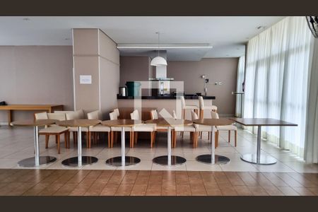 Apartamento à venda com 48m², 2 quartos e 1 vaga Apartamento à venda com 48m², 2 quartos e 1 vagaÁrea comum - Salão de festas