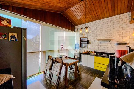 Casa para alugar com 600m², 9 quartos e sem vagaCozinha