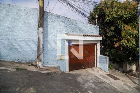Casa à venda com 110m², 2 quartos e 1 vagaFachada