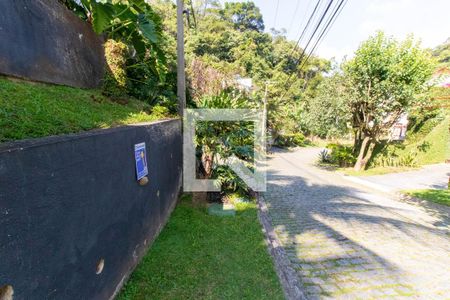 Casa de condomínio à venda com 450m², 4 quartos e 3 vagasPlaca