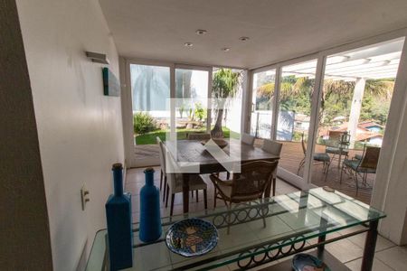 Casa de condomínio à venda com 450m², 4 quartos e 3 vagasSala de Jantar