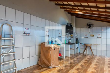 Casa à venda com 237m², 4 quartos e 4 vagasQuintal
