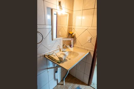 Casa à venda com 237m², 4 quartos e 4 vagasBanheiro