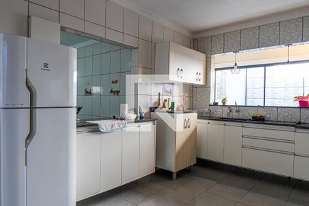 Casa à venda com 237m², 4 quartos e 4 vagasCozinha