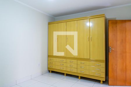 Casa à venda com 237m², 4 quartos e 4 vagasQuarto 2