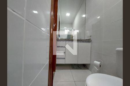 Casa de condomínio à venda com 90m², 3 quartos e 1 vagaBanheiro 1