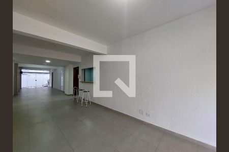 Casa de condomínio à venda com 90m², 3 quartos e 1 vagaSalão de Festas