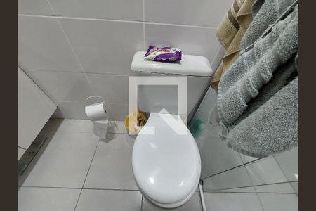 Casa de condomínio à venda com 90m², 3 quartos e 1 vagaBanheiro 1