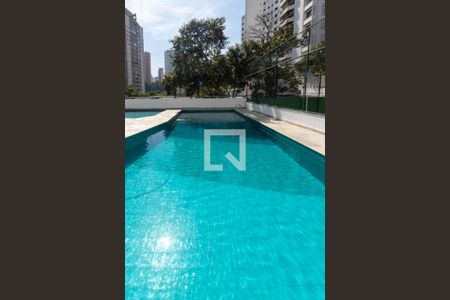 Apartamento para alugar com 100m², 3 quartos e 2 vagasÁrea comum - Piscina