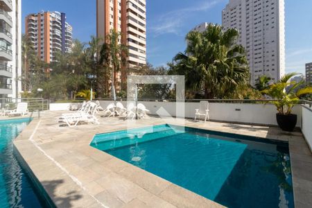 Apartamento para alugar com 100m², 3 quartos e 2 vagasÁrea comum - Piscina
