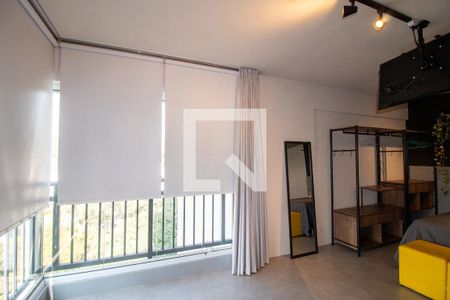Sala/Quarto de apartamento à venda com 1 quarto, 37m² em Vila Gomes, São Paulo