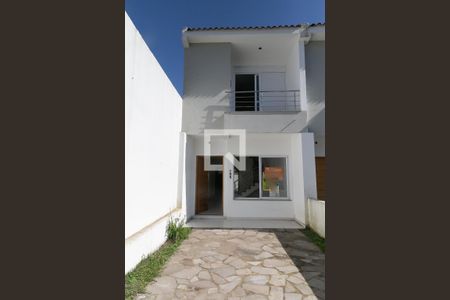 Casa à venda com 127m², 3 quartos e 2 vagasFachada