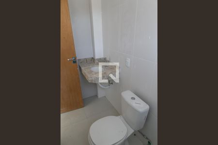 Casa à venda com 127m², 3 quartos e 2 vagasBanheiro da Suíte 2