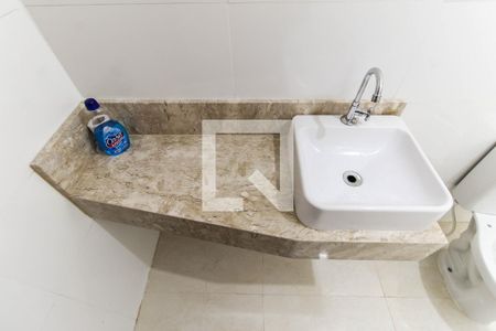 Apartamento para alugar com 38m², 2 quartos e sem vagaBanheiro