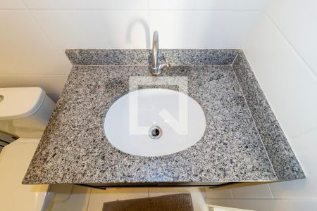 Apartamento à venda com 37m², 2 quartos e 1 vaga Apartamento à venda com 37m², 2 quartos e 1 vagaBanheiro