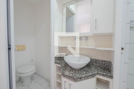 Banheiro de kitnet/studio à venda com 1 quarto, 28m² em Consolação, São Paulo