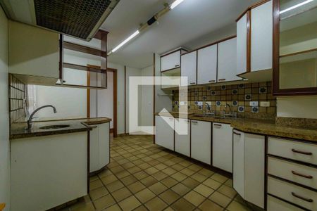 Apartamento à venda com 360m², 4 quartos e 2 vagasCozinha