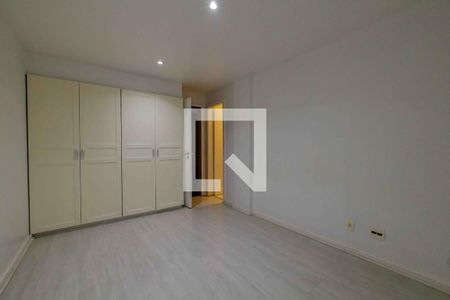 Apartamento à venda com 360m², 4 quartos e 2 vagasSuíte 2
