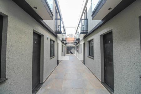 Casa de condomínio para alugar com 70m², 2 quartos e 1 vagaFachada