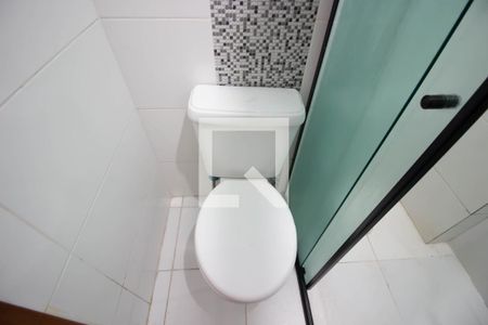 Apartamento para alugar com 44m², 2 quartos e sem vaga Apartamento para alugar com 44m², 2 quartos e sem vagaBanheiro