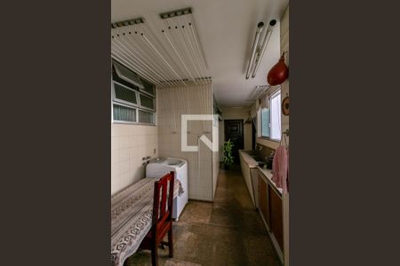 Apartamento à venda com 270m², 4 quartos e 1 vagaÁrea de Serviço