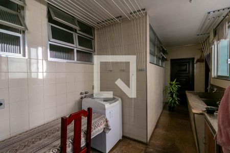Apartamento à venda com 270m², 4 quartos e 1 vagaÁrea de Serviço