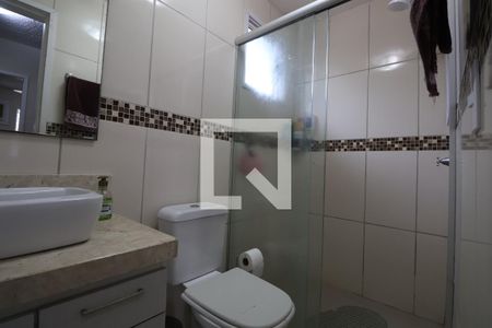 Casa de condomínio para alugar com 120m², 3 quartos e 2 vagasBanheiro