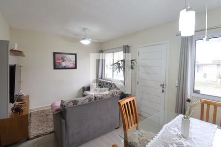 Sala de casa de condomínio para alugar com 3 quartos, 120m² em Igara, Canoas