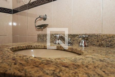 Apartamento à venda com 70m², 2 quartos e 2 vagasBanheiro