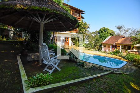 Casa de condomínio para alugar com 700m², 2 quartos e 5 vagas Casa de condomínio para alugar com 700m², 2 quartos e 5 vagasÁrea comum - Piscina