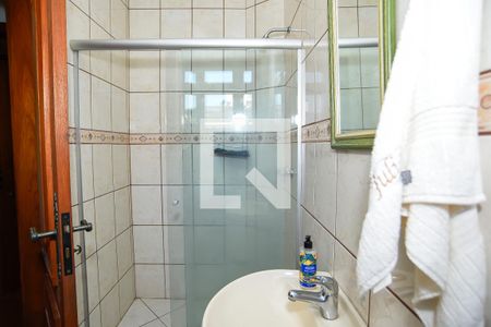 Casa de condomínio para alugar com 700m², 2 quartos e 5 vagas Casa de condomínio para alugar com 700m², 2 quartos e 5 vagasBanheiro da Suíte 1