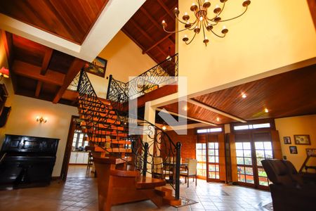 Casa de condomínio para alugar com 700m², 2 quartos e 5 vagas Casa de condomínio para alugar com 700m², 2 quartos e 5 vagasSala