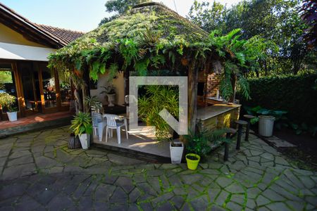 Casa de condomínio para alugar com 700m², 2 quartos e 5 vagas Casa de condomínio para alugar com 700m², 2 quartos e 5 vagasÁrea comum - Churrasqueira