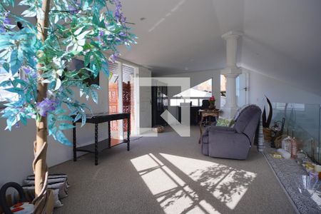 Casa para alugar com 600m², 3 quartos e 5 vagasEscritório