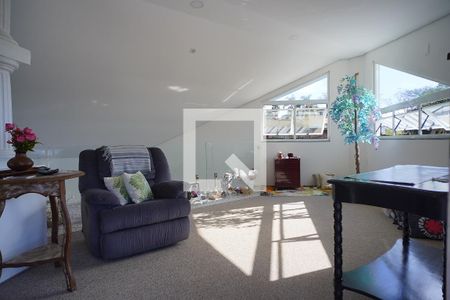 Casa para alugar com 600m², 3 quartos e 5 vagasEscritório