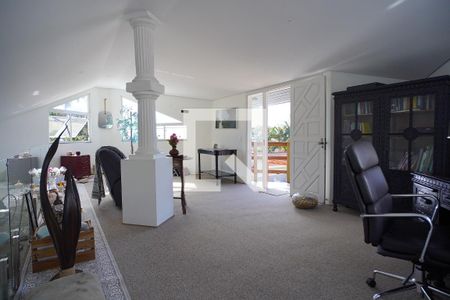 Casa para alugar com 600m², 3 quartos e 5 vagasEscritório