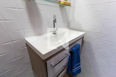 Casa de condomínio à venda com 72m², 2 quartos e 1 vagaLavabo