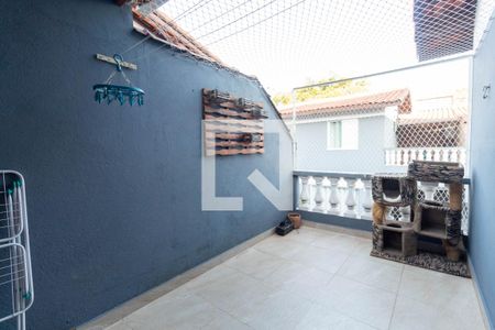 Casa de condomínio à venda com 72m², 2 quartos e 1 vagaVaranda