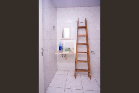 Casa de condomínio para alugar com 90m², 2 quartos e 1 vaga Casa de condomínio para alugar com 90m², 2 quartos e 1 vagaBanheiro Social