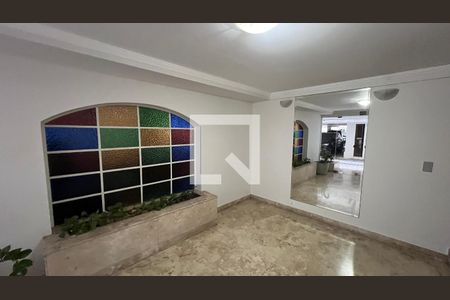 Apartamento à venda com 101m², 4 quartos e sem vagaHall