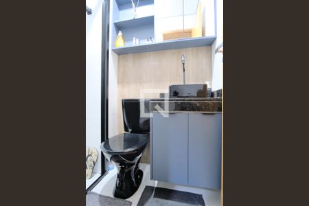 Apartamento para alugar com 45m², 2 quartos e sem vagaBanheiro