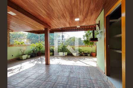 Apartamento para alugar com 150m², 2 quartos e sem vaga Apartamento para alugar com 150m², 2 quartos e sem vagaTerraço