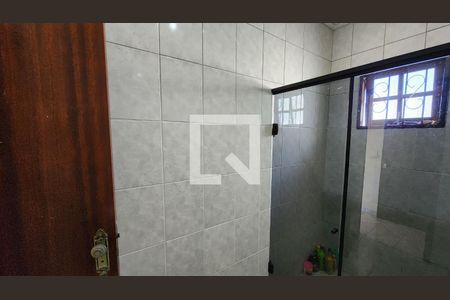 Casa à venda com 150m², 3 quartos e 3 vagas Casa à venda com 150m², 3 quartos e 3 vagasBanheiro da Suíte