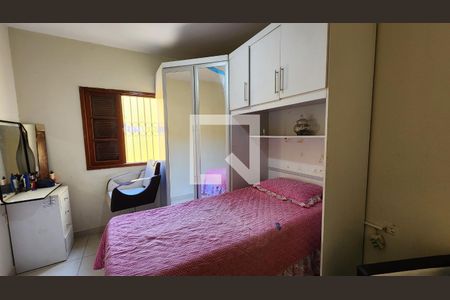 Casa à venda com 150m², 3 quartos e 3 vagas Casa à venda com 150m², 3 quartos e 3 vagasQuarto 2