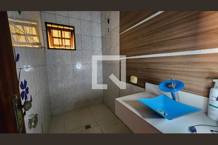 Casa à venda com 150m², 3 quartos e 3 vagas Casa à venda com 150m², 3 quartos e 3 vagasLavabo