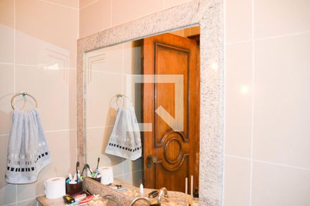 Casa à venda com 363m², 3 quartos e 4 vagasBanheiro